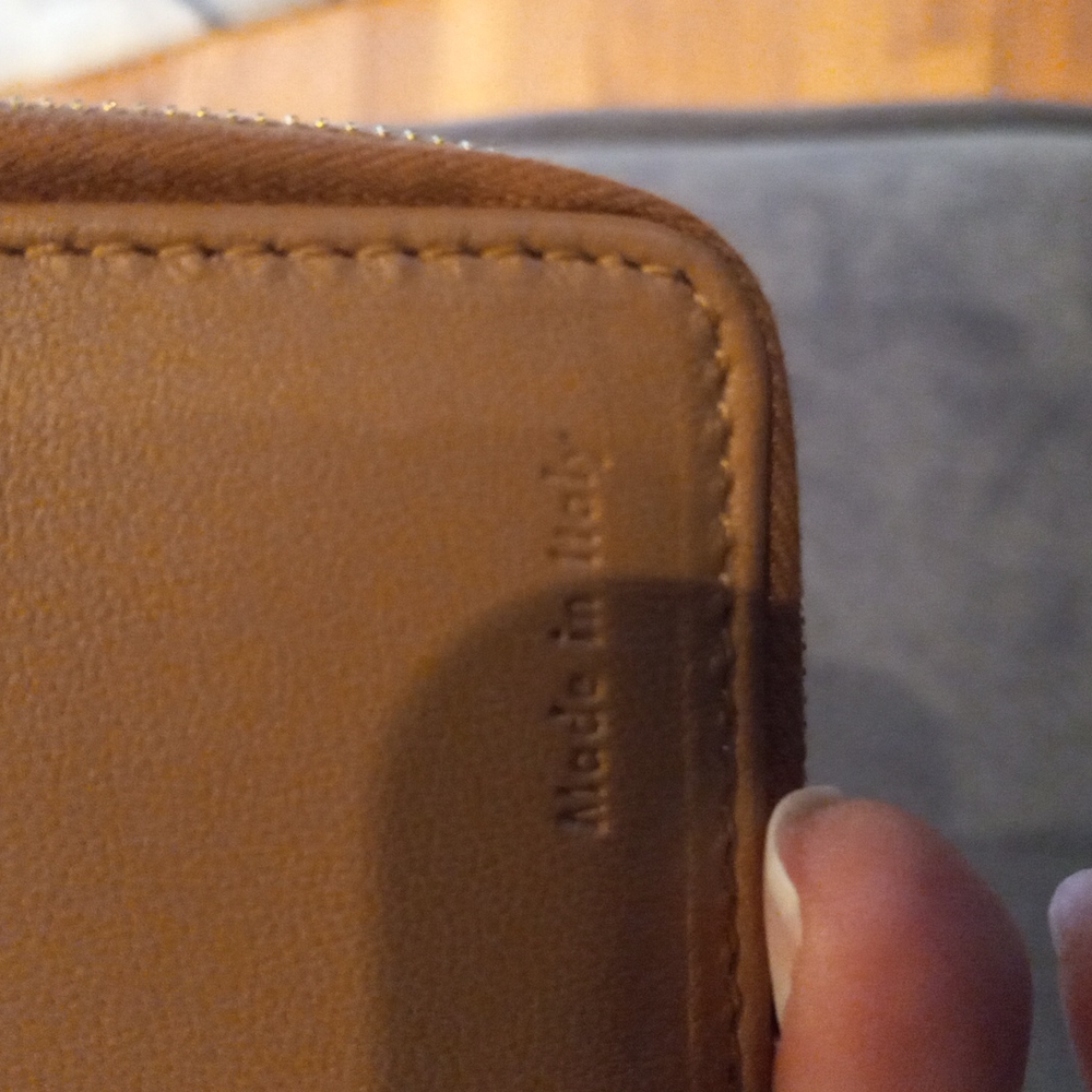 Celine Wallet - Picture 6 of 8